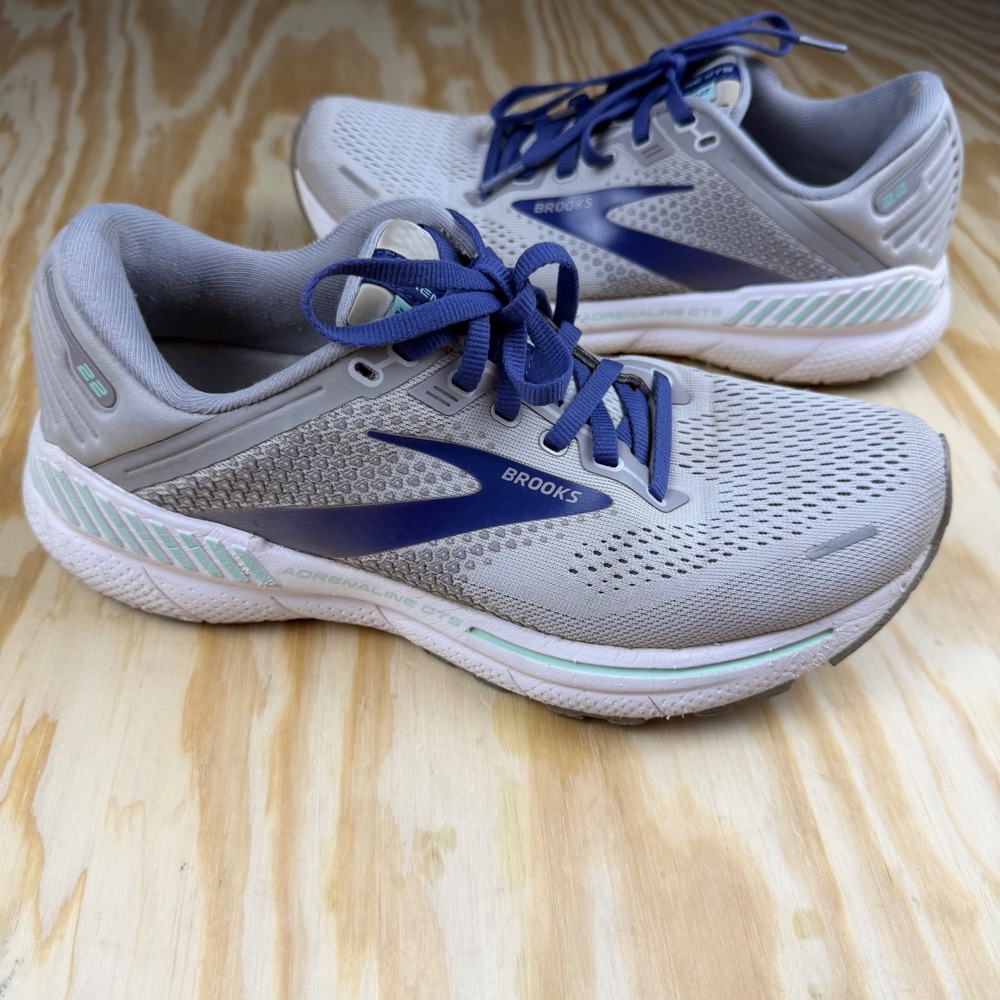 Brooks Adrenaline GTS 22 Womens Grey Blue Running Shoes 1203531B045 Size 8.5